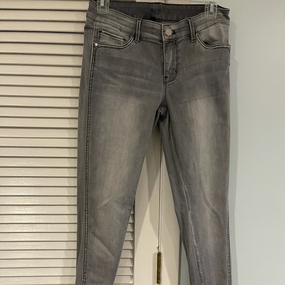 White House Black Market Size 2 - Picture 1 of 4